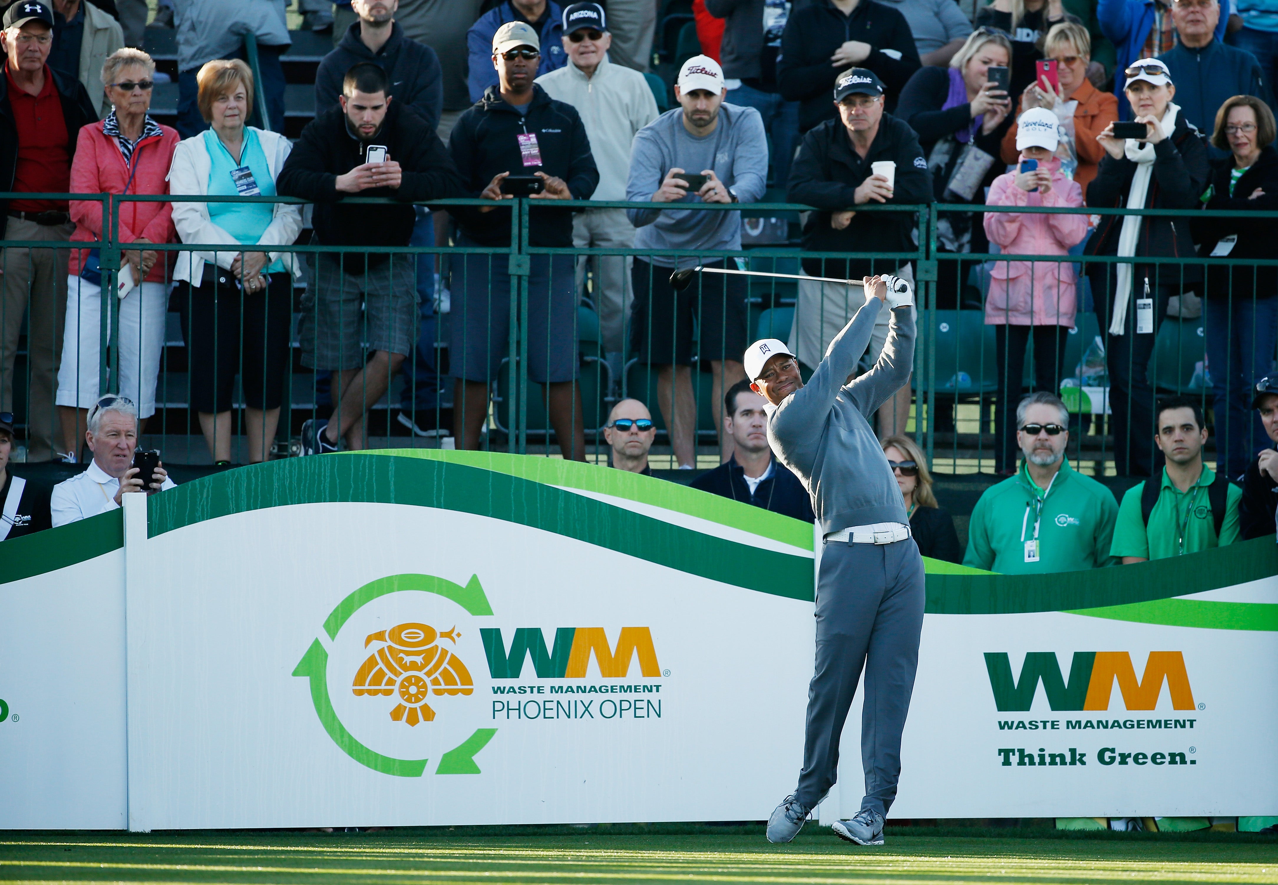Tiger Woods Booed Then Cheered at 16th Hole During Phoenix Open Pro-Am4338 x 3006