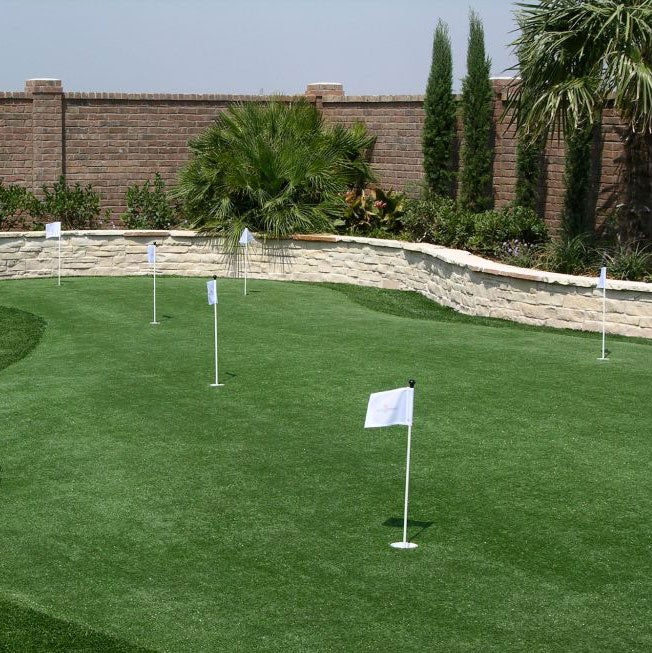Best backyard putting greens: Wow your golf buds with ...
